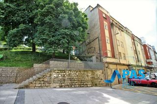 Flat  Calle fernández de isla. En el centro de santander, junto al ayuntamiento, piso en venta