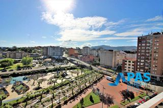 Pis  Calle juan xxiii. Piso en el centro de muriedas con vistas a la bahia de santander