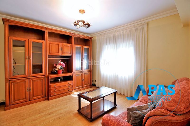 Foto d43f82ab-3e5c-4b75-bbd9-7b646e37372a. Pis amb calefacció a Peñacastillo - Nueva Montaña Santander
