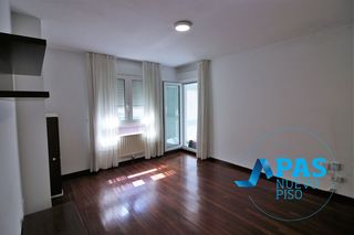 Location Appartement  Calle juan de santander. Junto a las estaciones de tren y autobús de santander alquiler p
