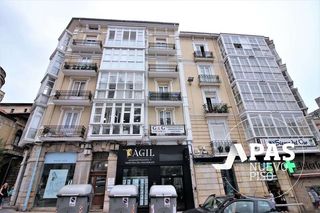 Flat  Plaza de numancia. Plaza de numancia, próxima al centro de santander. en venta piso
