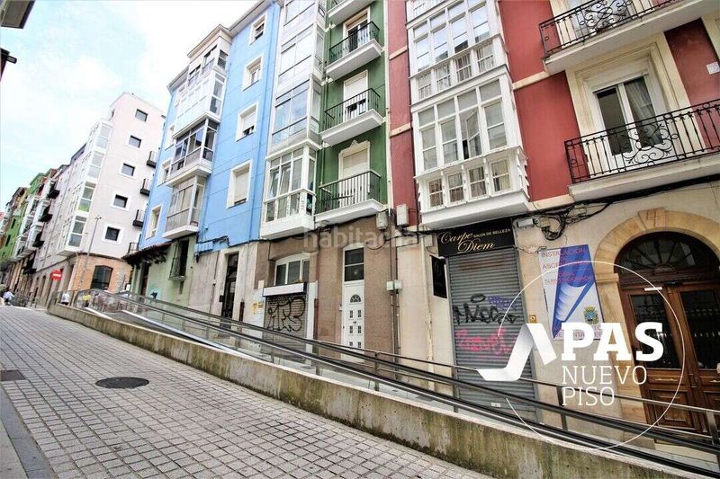 Foto da8db596-aeb9-4211-88c2-19a95243c7be. Pis a Centro - Ayuntamiento Santander