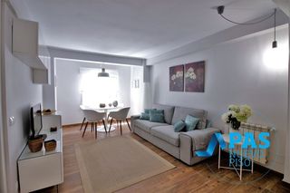 Rent Flat  Calle luis hoyos sainz. Centro de santander, junto al ayuntamiento. piso en alquiler tem