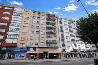 Etagenwohnung  Calle josé hierro. Santander, próximo a cuatro caminos y al hospital valdecilla en