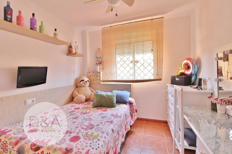 Foto 98f510b2-3a63-447f-ac68-a3682f75dd99. Maison jumelée avec chauffage parking piscine dans Lo Cea Rincón de la Victoria