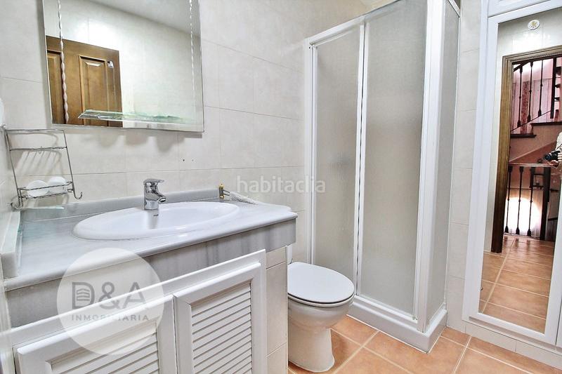 Foto b8f1082e-98ef-4335-bb1a-a6a9c2b25246. Maison jumelée avec chauffage parking piscine dans Lo Cea Rincón de la Victoria