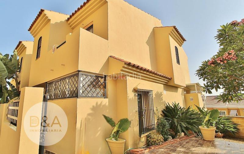 Foto 45a62064-7b4c-4011-b1eb-6829723e5194. Casa aparellada amb calefacció aparcament piscina a Rincón de la Victoria