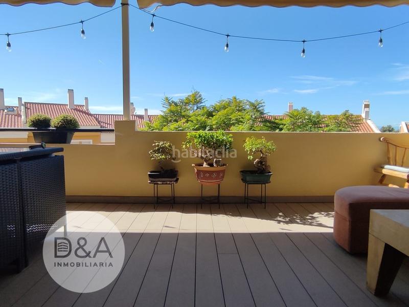 Foto 8b1279f5-32a1-4caa-b023-60ee5da384df. Casa aparellada amb calefacció aparcament piscina a Rincón de la Victoria