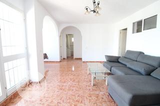 Casa a Burriana. Tu hogar en la costa del sol te espera! chalet independiente en