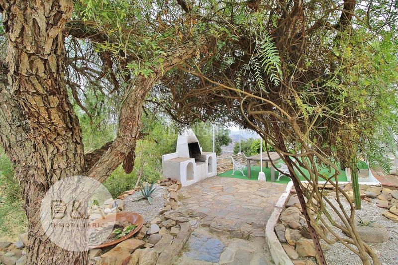 Foto c73a2c03-0ed8-4db2-9753-8d2cca1a6f3a. Casa a Almogía