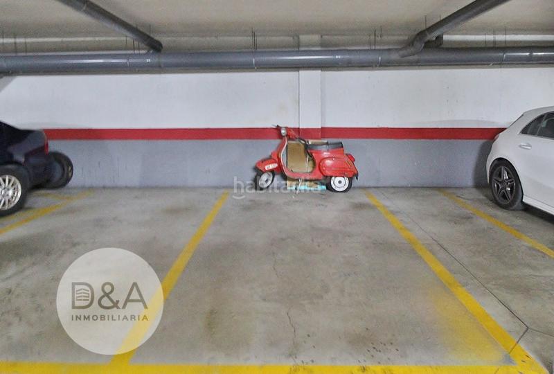Foto bb49e9ec-a0af-4070-99e5-4796f9602cb4. Appartamento con parcheggio piscina in El Pinillo Torremolinos