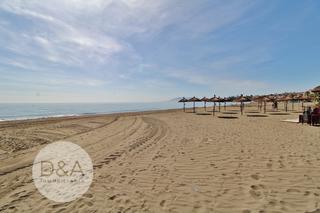 Flat in La Cala del Moral. Apartamento a 100 metros de la playa en la cala del moralvive ju