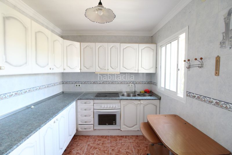 Foto afa289f1-abe2-40d3-b567-e65b796d9408. Casa  en Burriana Nerja