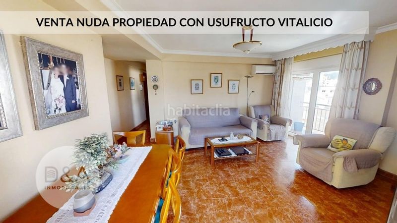 Foto 4ac0975e-954a-4f7d-be95-4327522a4ecd. Flat with heating in Perchel Norte Málaga
