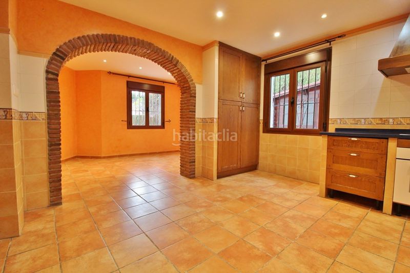 Foto 08fa7703-c39e-455d-8beb-44e84f9ff965. Casa amb aparcament piscina a Añoreta Golf - Paraíso del Sol Rincón de la Victoria
