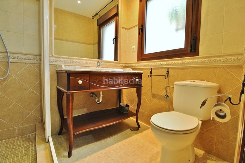 Foto 0e763e80-7c8e-463a-a95a-d2d3210e31a0. Casa amb aparcament piscina a Añoreta Golf - Paraíso del Sol Rincón de la Victoria