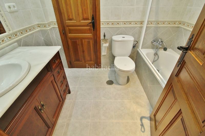 Foto 210c6067-d577-4073-882d-2c94e2708c63. Casa amb aparcament piscina a Añoreta Golf - Paraíso del Sol Rincón de la Victoria