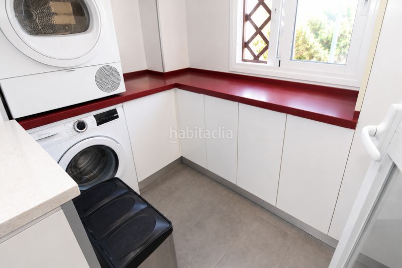 Foto b28ec657-fb67-472a-b381-12f3912db7e9. Pis amb calefacció aparcament piscina a La Cala del Moral Rincón de la Victoria