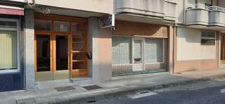 Local Comercial a Pintor rosales 5. Local com. en venta en colindres, 3 despachos.