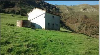 Mas à Corvera de Toranzo. Finca rúst. en venta en pueblo.