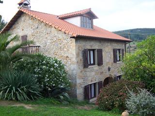 Xalet a Ambrosero 5. Chalet individual en venta en barcena de cicero, 4 dormitorios.