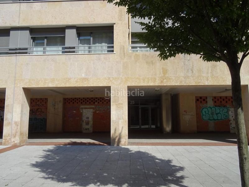 Foto e7dec2b3-dd79-43d0-be25-62f23e7a29b2. Local commercial dans avenida sabino arana etorbidea 26 dans Leioa