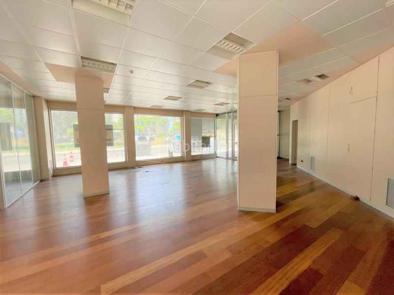 Foto 5e03b811-8ce3-402d-992f-c1fa2766e25b. Locale commerciale con riscaldamento in Las Arenas Getxo