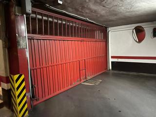 Parking coche  Gobelaurre kalea