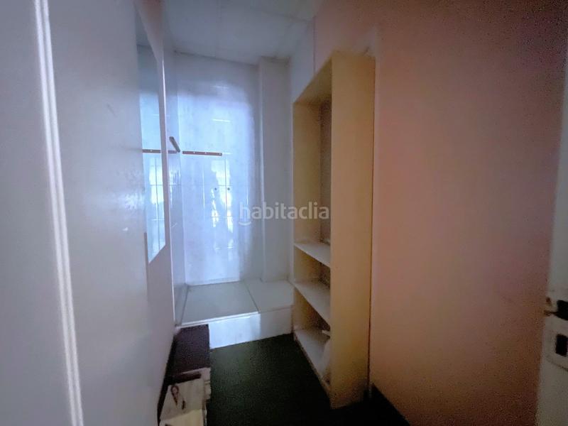Foto 43221fc7-c3b4-4dbb-8108-29e8c2f944dd. Local comercial a Las Arenas Getxo