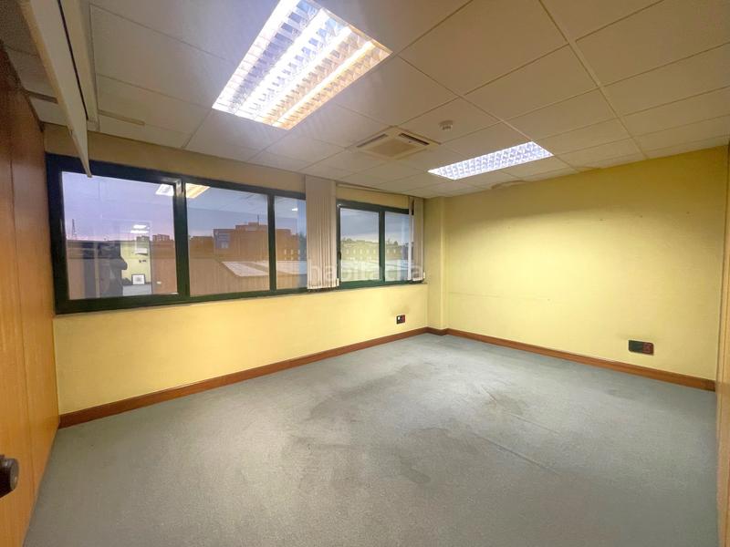 Foto 223b5120-a2f0-4124-861d-472a89bd831e. Miete büro in Valle de Trápaga - Trapagaran