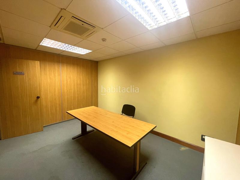 Foto 65f88653-0575-4742-ac09-132199d4a369. Miete büro in Valle de Trápaga - Trapagaran