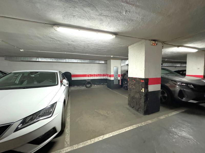 Foto b371bf75-f33d-4da0-92d1-391910a1110e. Parking coche en Campuzano Bilbao