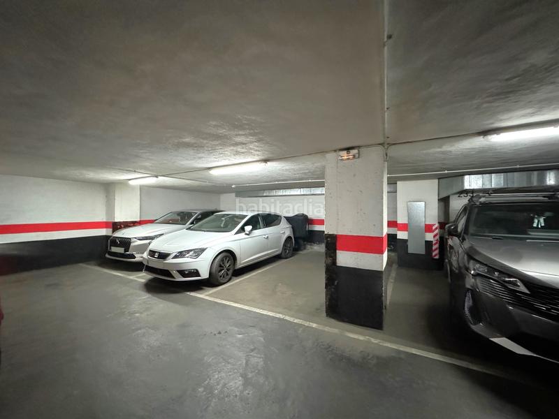 Foto cecef92a-e9ab-440b-8f56-51df706d50fc. Autoparkplatz in Campuzano Bilbao
