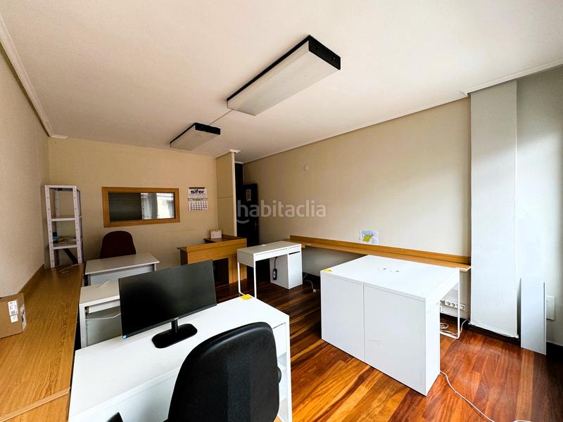 Foto 09ab490b-c3be-4b56-a221-93d108e80ca9. Oficina a Centro-Puerto Viejo Getxo