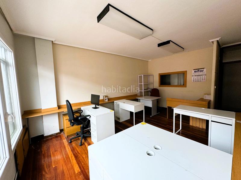 Foto b0f3a1c1-f97e-439d-bd1b-d8678b7f3043. Oficina a Centro-Puerto Viejo Getxo