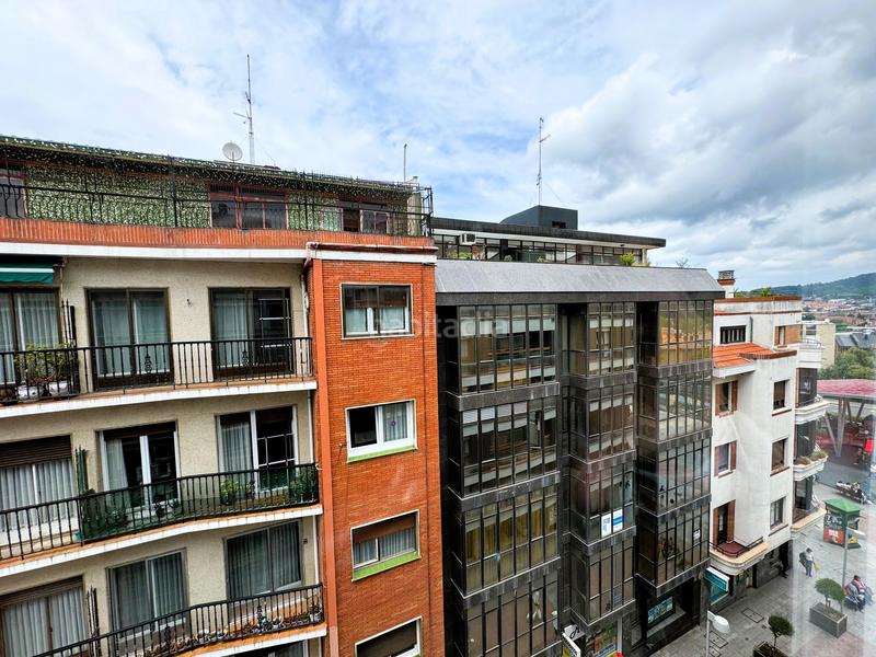 Foto b1799899-cf75-4e60-82e7-94555eb20a33. Oficina a Centro-Puerto Viejo Getxo