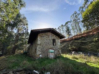 Masia a Maguna auzoa 25. Se vende espectacular casa de piedra. fachada rehabilitada en 20