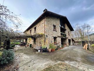 Masia a Abadiño. Se vende espectacular caserio en abadiño. listo para entrar a vi