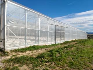 Finca rústica  Akarlanda errepidea. Se vende terreno de 3.930 m2, para explotación agrícola, con inv