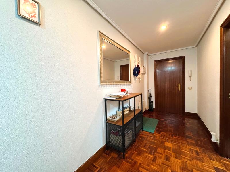 Foto 2f0954ec-c288-4a75-a70b-4f6ef940d48b. Appartement avec parking dans Basurtu Bilbao