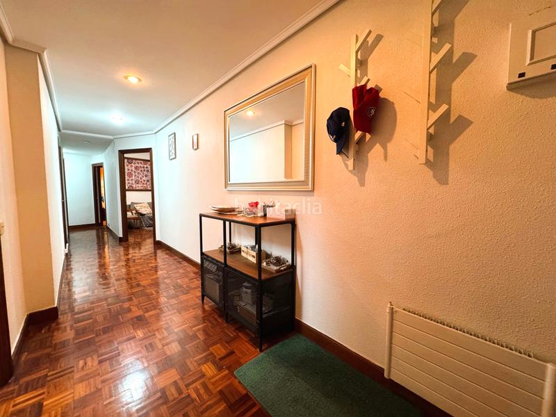 Foto 8b4cb21f-4473-4b71-819d-913fff5fecb5. Appartement avec parking dans Basurtu Bilbao