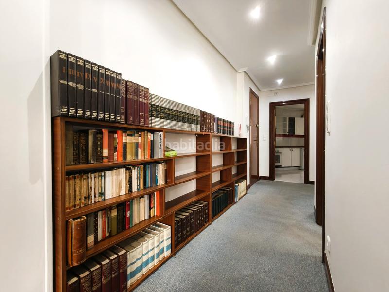 Foto a8af4aae-2acb-4095-856b-097a1472817c. Flat in Las Arenas Getxo