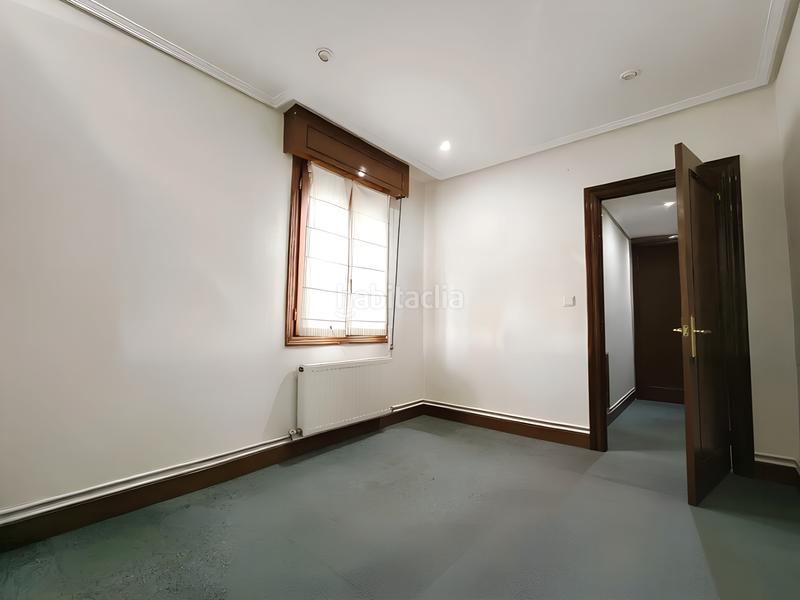 Foto df80aeb7-f1ce-4e69-be5d-5b251f340d07. Pis a Las Arenas Getxo