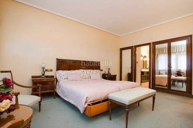 Foto 42ce59ca-f6f4-4f99-b534-5976501a2706. Pis a gregorio de la revilla zumarkalea 26 a Zona Indautxu Bilbao