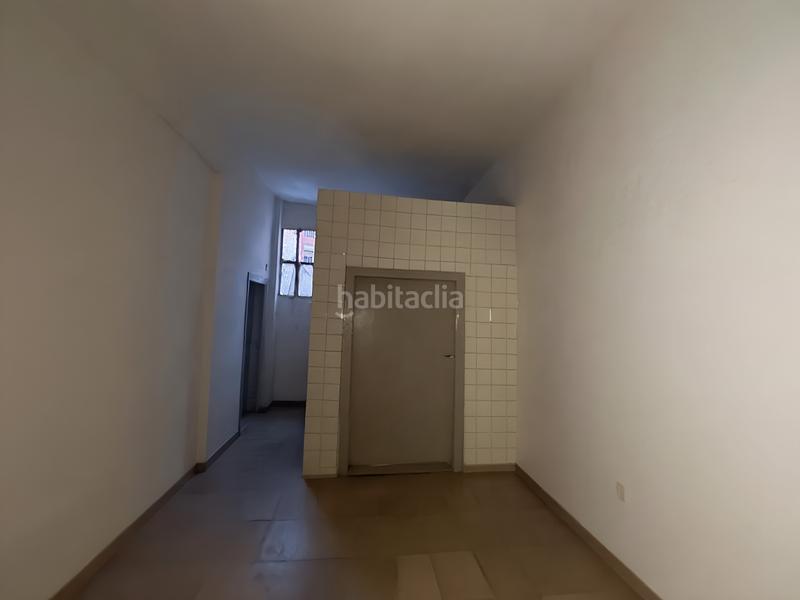 Foto b8fe82f4-5198-4011-91ec-2de82338abed. Local comercial a Lutxana - Llano Barakaldo