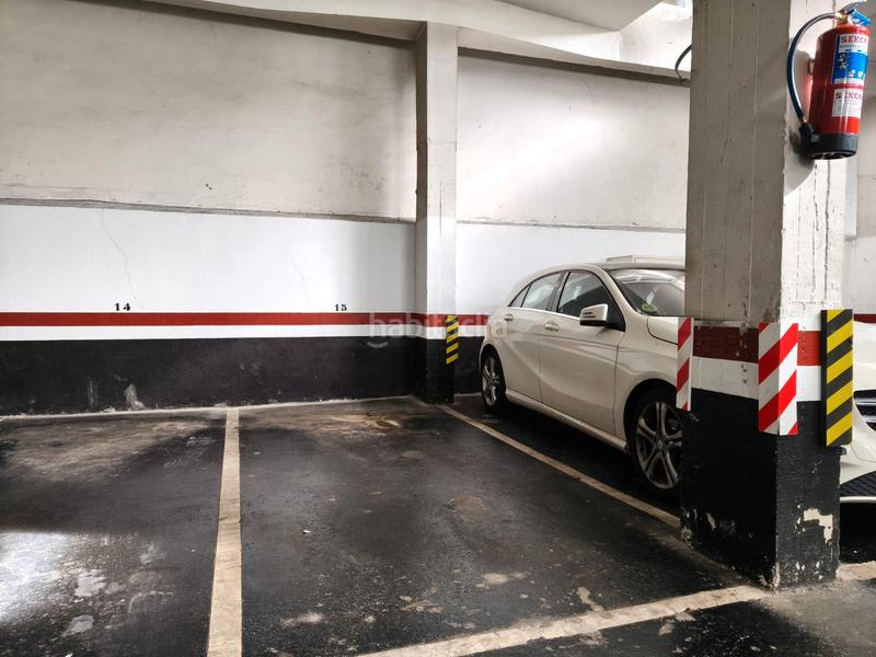 Foto 1db1f10a-d078-4632-9b45-b172c8194750. Autoparkplatz in los puentes kalea 23 in Las Arenas Getxo