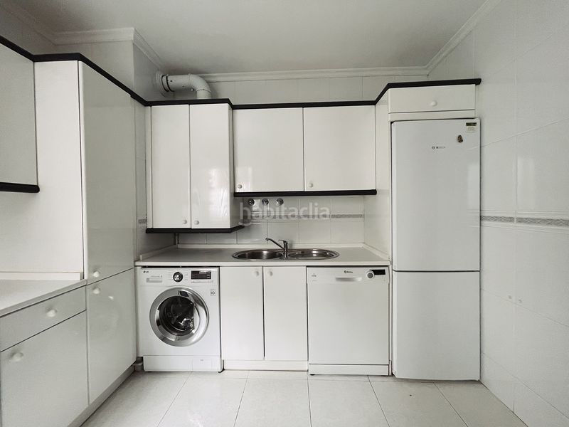 Foto c1c2a55a-52f4-4e17-b753-a732b4502f4e. Pis amb calefacció a Artatza-Pinueta-Pinosolo Leioa