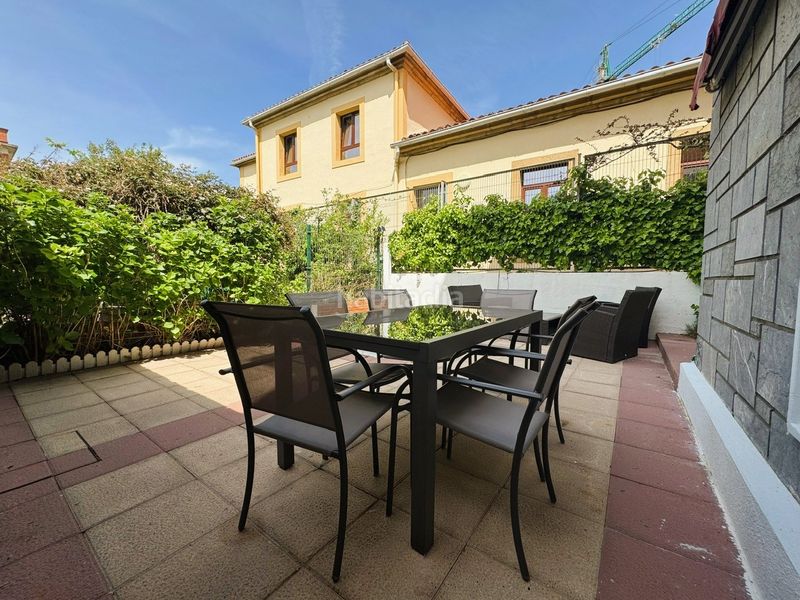 Foto d6af9977-cfaf-4edb-a8c1-8a97d66b7c5d. Dúplex a Usategui Getxo