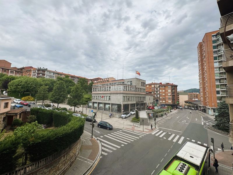 Foto c4902342-bddb-4528-b4b0-e282e1c070d3. Pis a kareaga goikoa kalea 26 a Kalero-Basozelai Basauri
