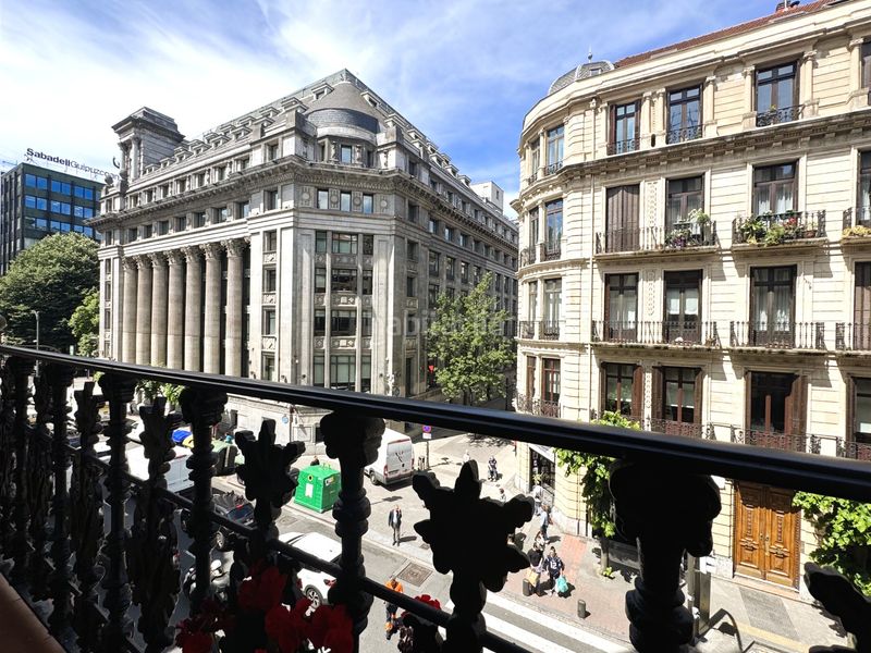 Foto 5eb6c568-0771-48cd-9bc2-0d95db71e821. Duplex dans Plaza Circular Bilbao